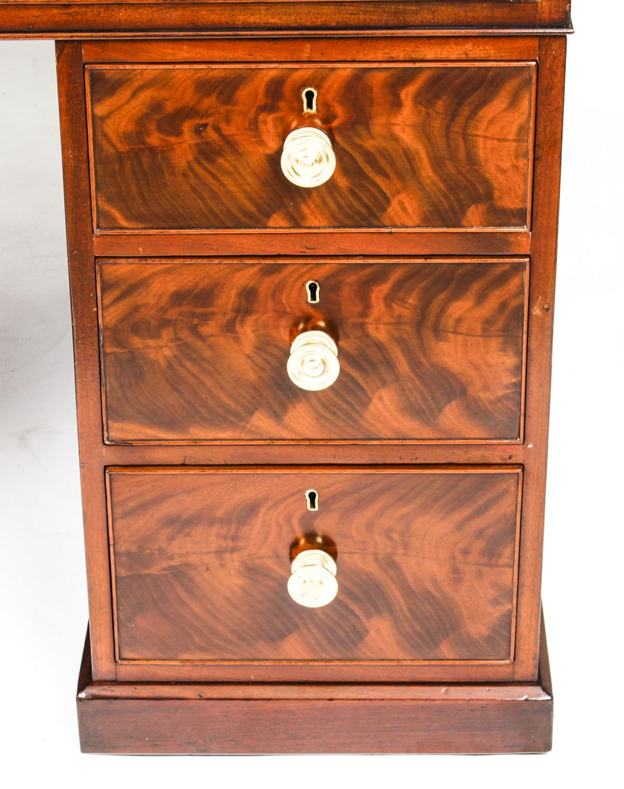 4400.0 4ft Victorian Flame Mahogany Partners Pedestal Desk 19th C photo