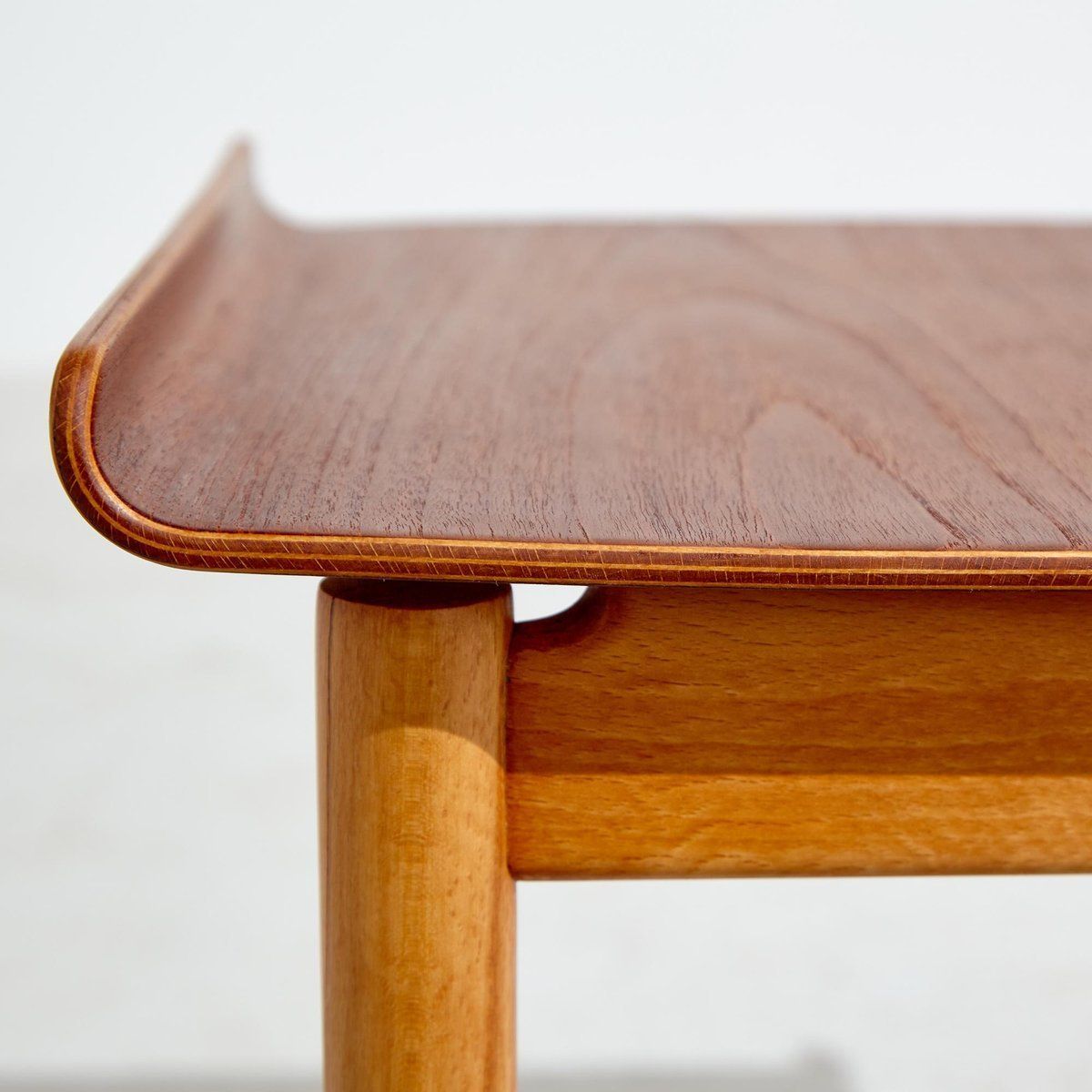 Model Fh1937 Coffee Table By Hans J. Wegner For Fritz Hansen photo vintage