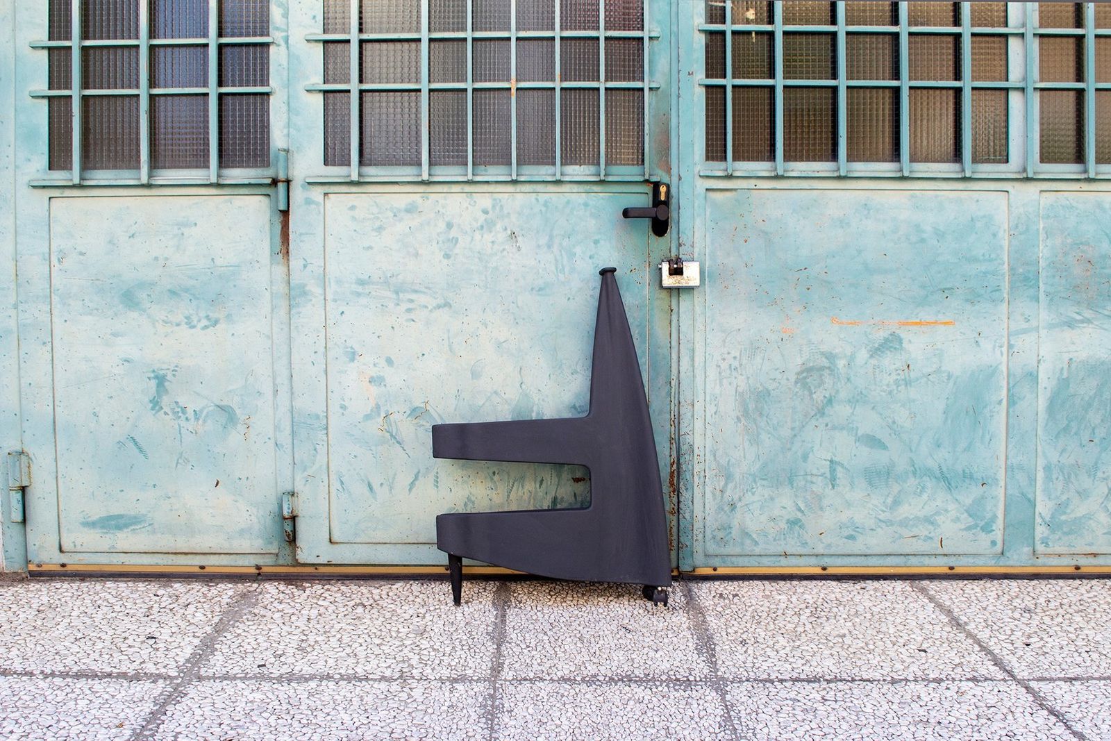 Foldable Polyurethane Tv With Wheels And Lamps By Denis Santachiara For Zerodisagno, Italy, 1980s photo for sale