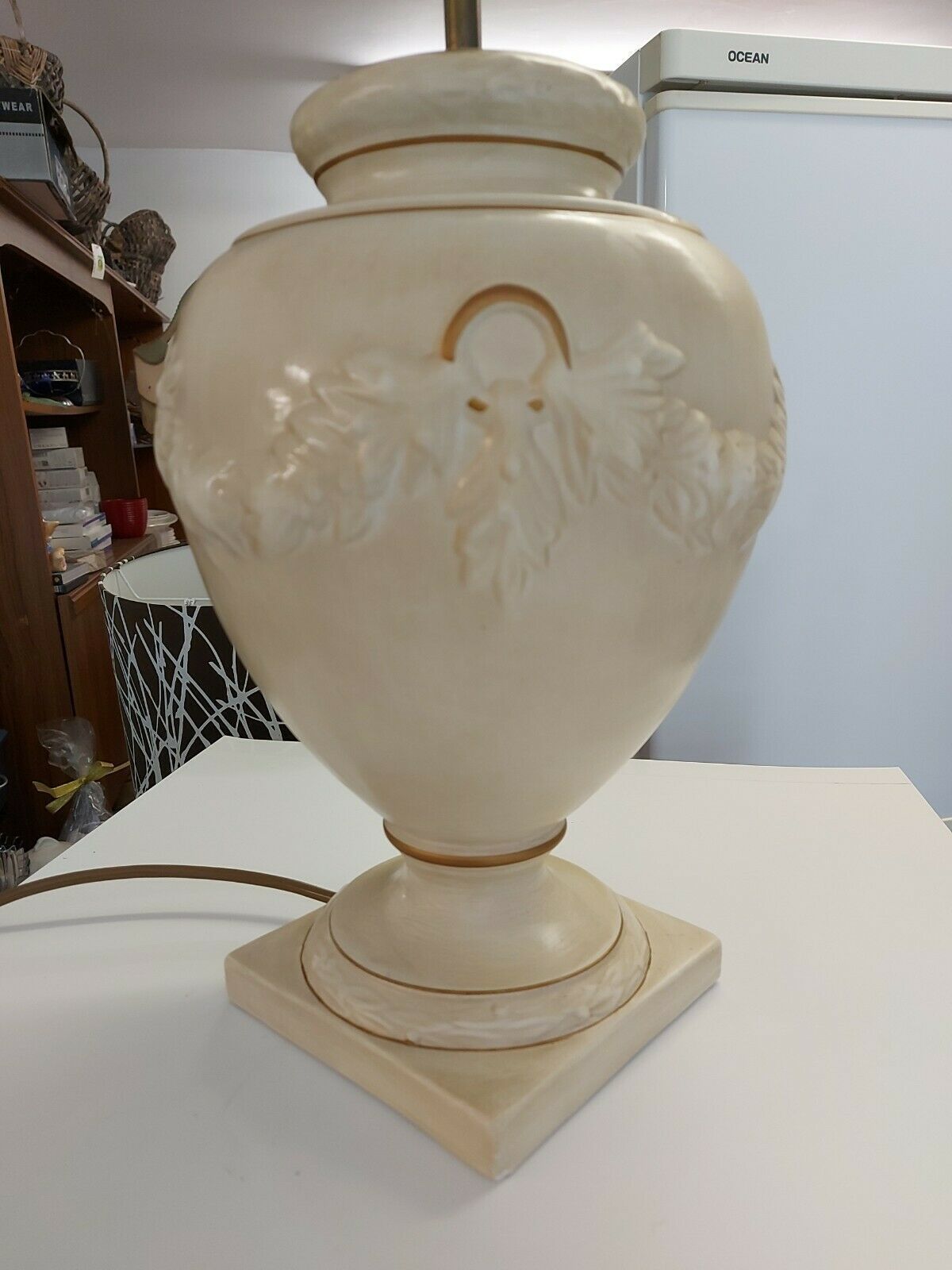Lovely Large Ivory Ceramic & Gold Table  Side Lamp By Bhs photo for sale