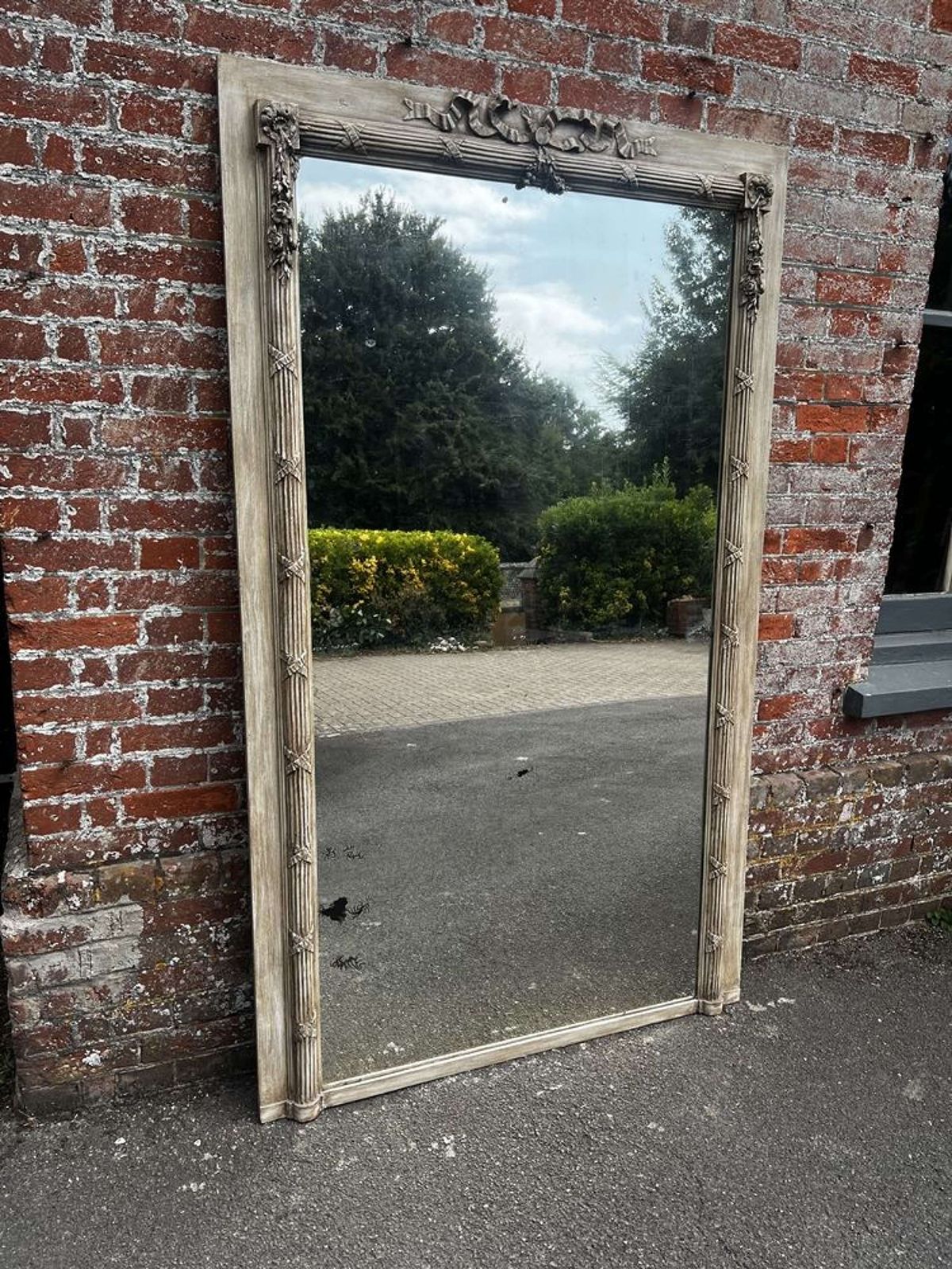An Exceptional Large Antique French 19th C Painted Ribbed Mirror photo vinterior