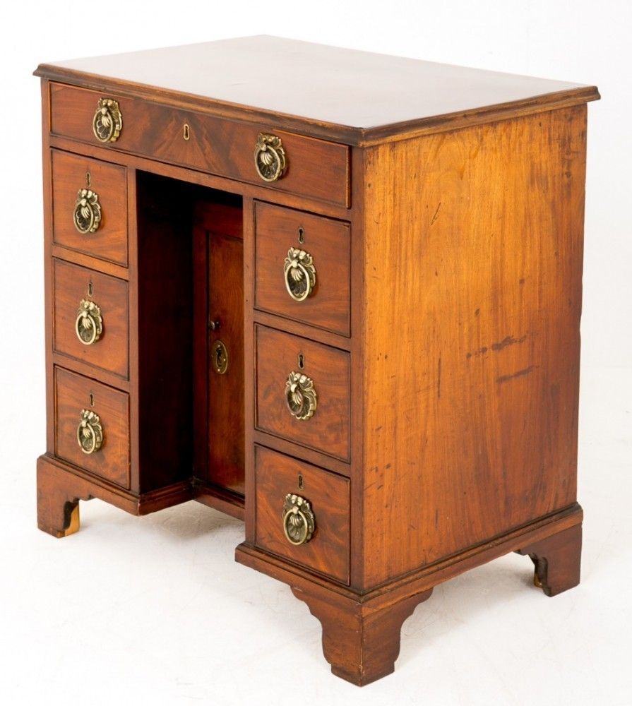 Antique Knee Hole Desk   Georgian Mahogany 18th Century photo vinterior