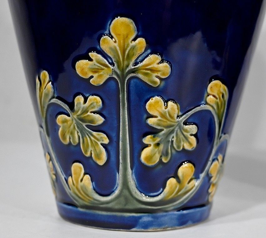 photo furniture Pair Of Ceramic Vases, Art Nouveau – 1900