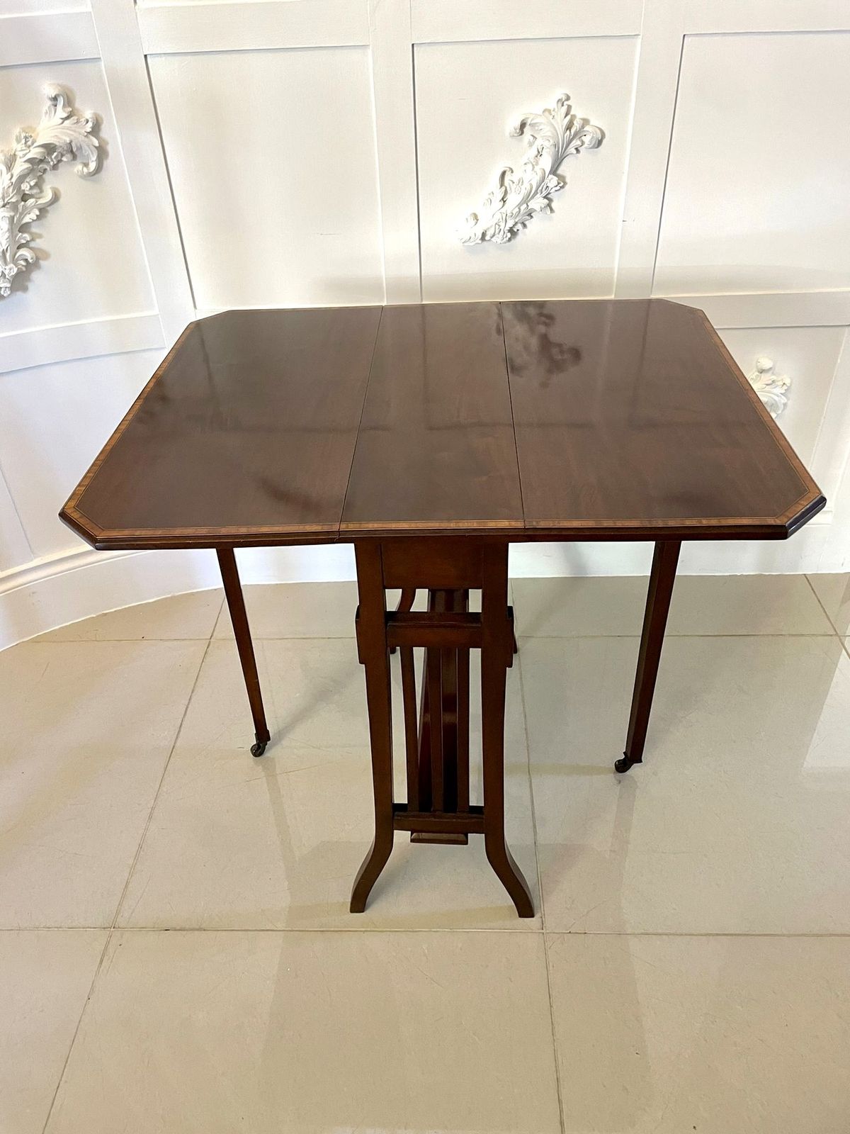 Antique Quality Inlaid Mahogany Sutherland Table photo 1125.0