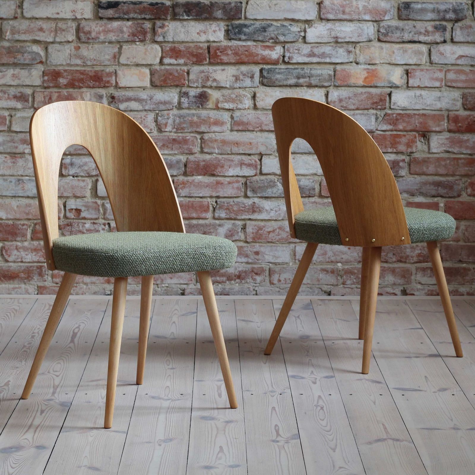 Set Of 10 Midcentury Dining Chairs By A.šuman photo for sale