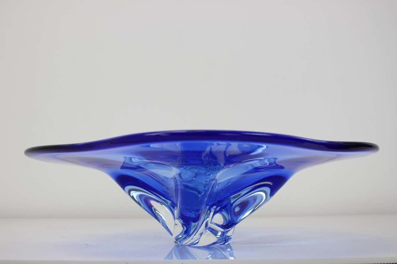 Czech Art Glass Bowl By Josef Hospodka For Chribska Glassworks, 1960's photo 268.0
