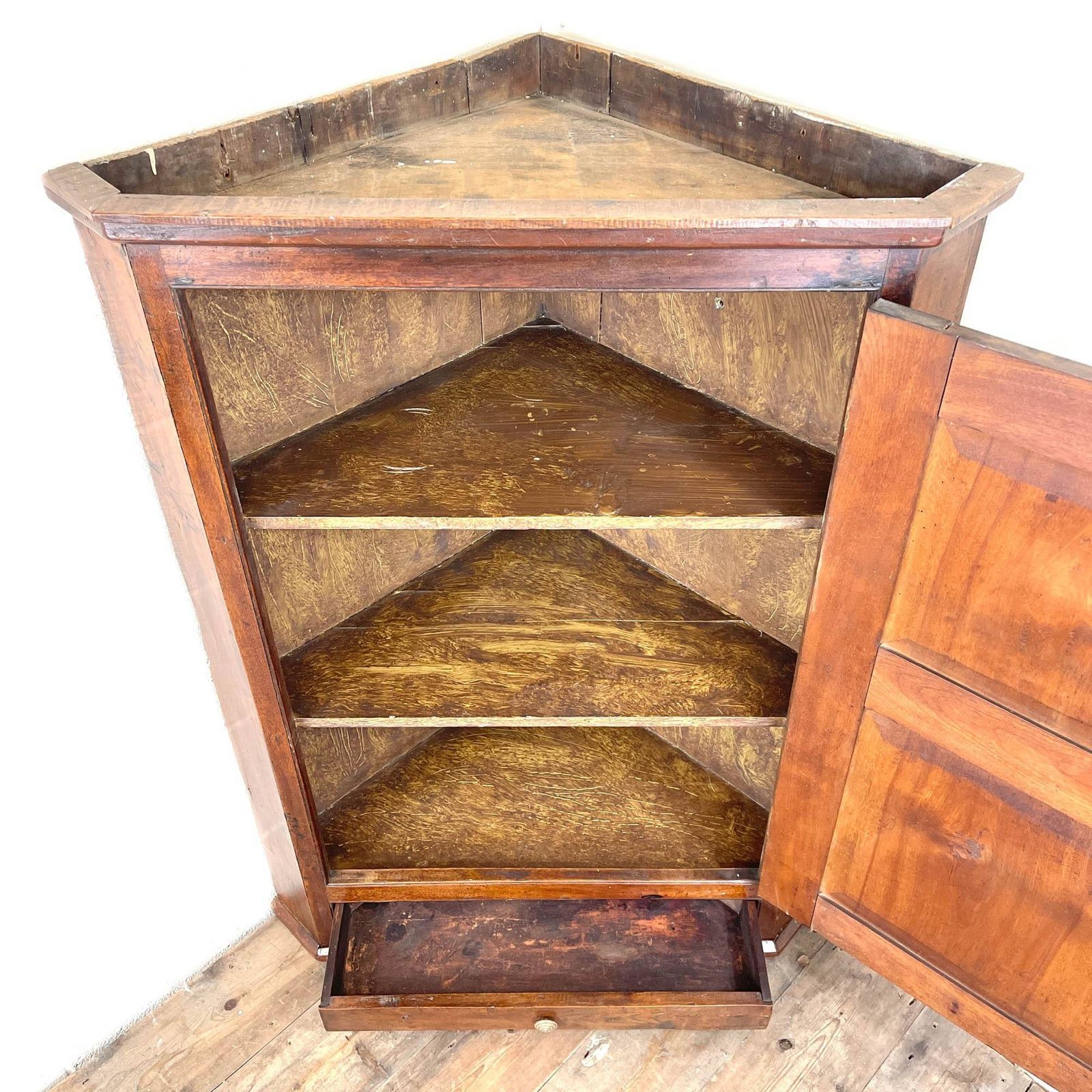 Antique Georgian Fruitwood Corner Cupboard photo vinterior