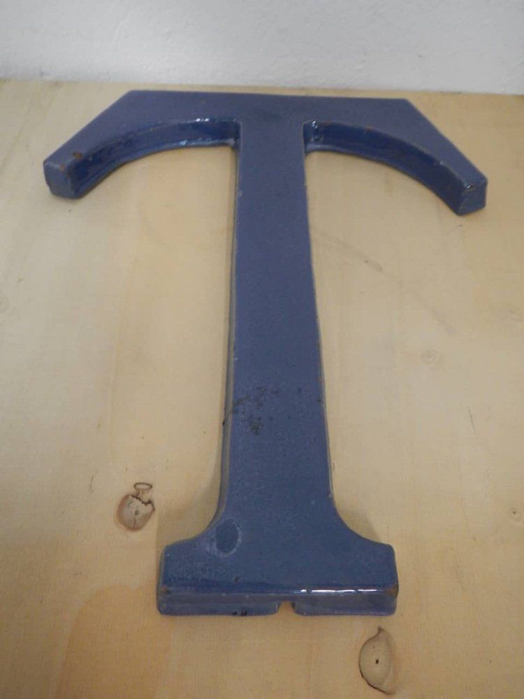 Letter T In Terracotta, 1940, 1940s photo 209.04
