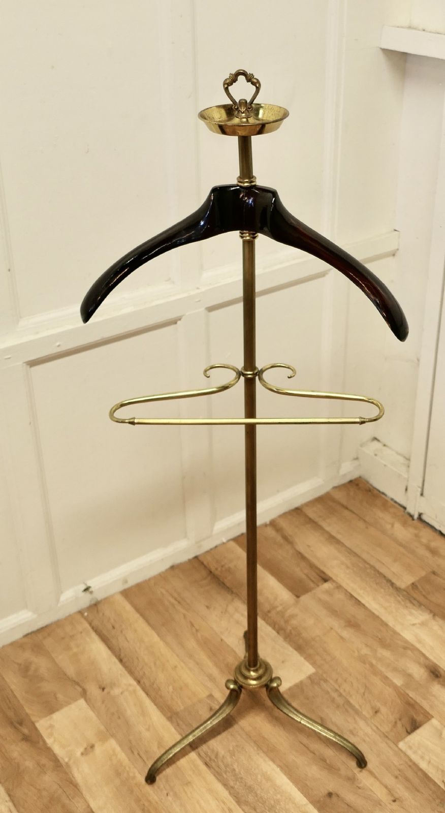 French Art Deco Gentleman’s Floor Standing Brass Suit Hanger Or Dumb Valet photo furniture