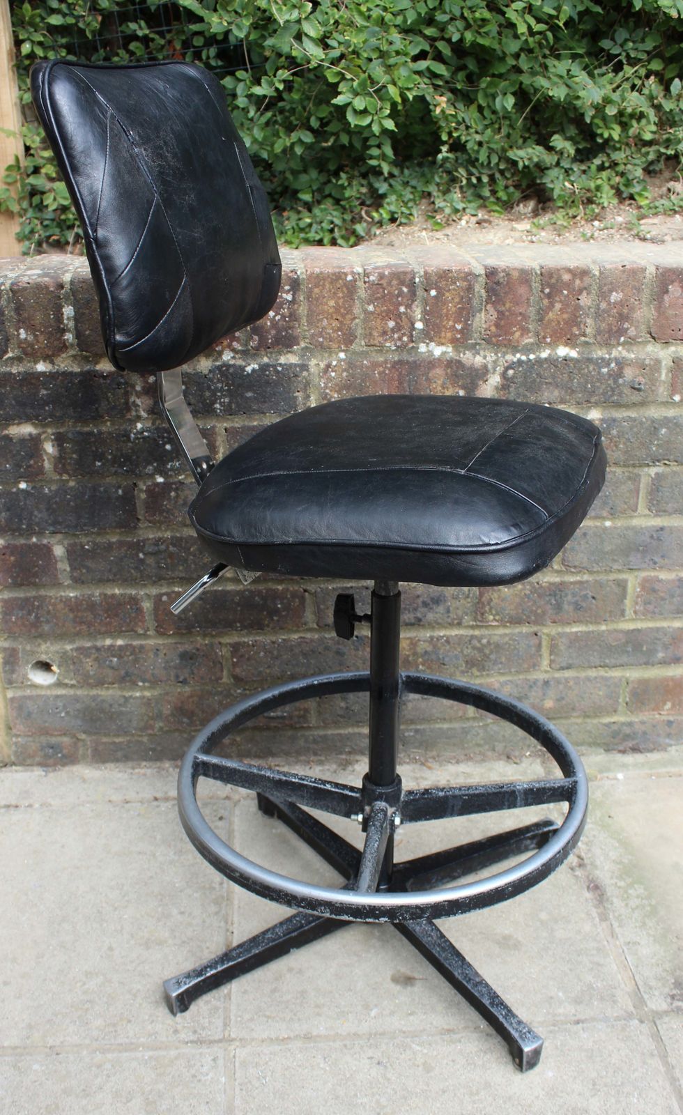 Tan Sad 1960’s Vintage Industrial Machinist Swivel Chair photo 225.0