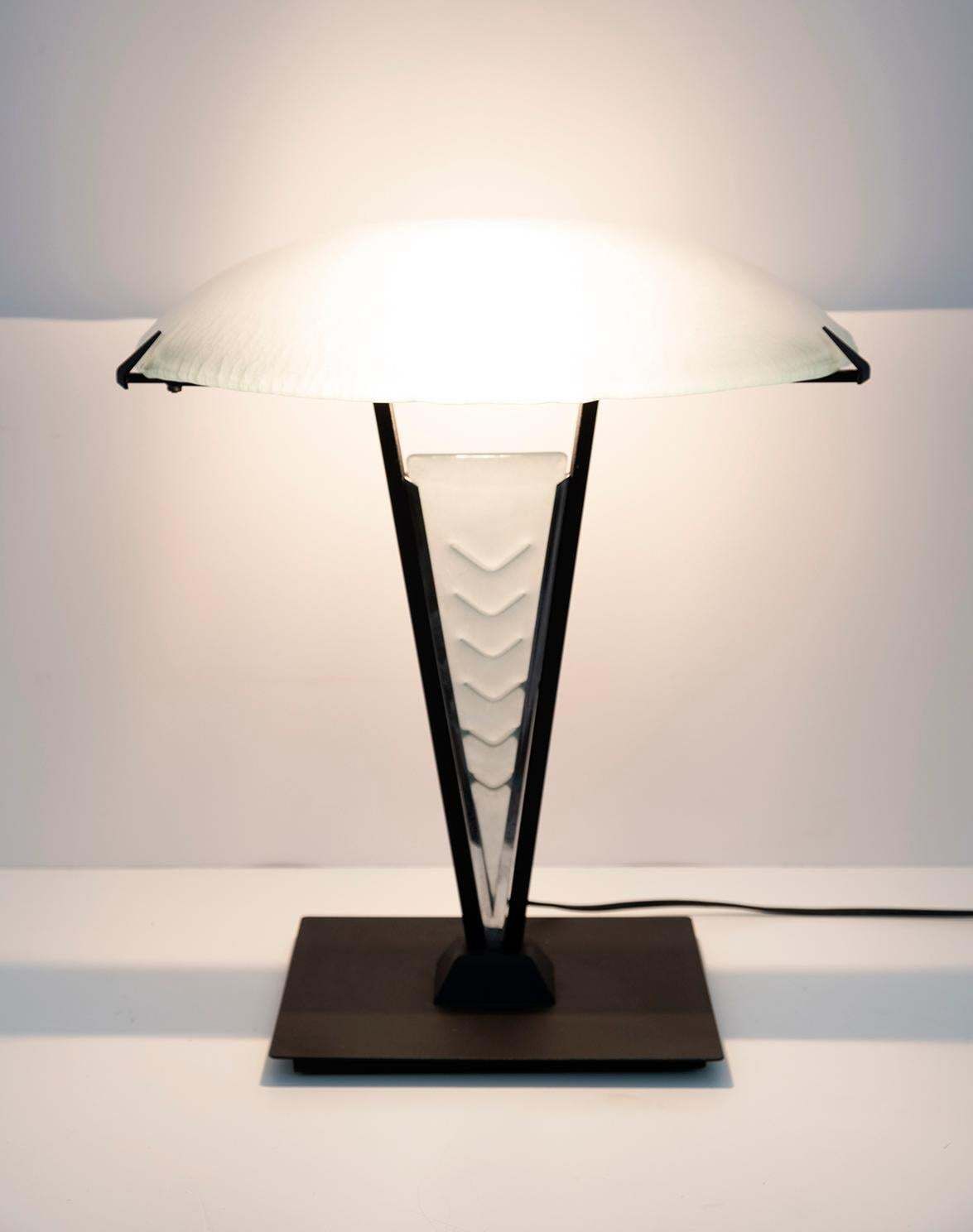 Post Modern Italian Murano Glass Mushroom Table Lamp, 1980s photo vinterior