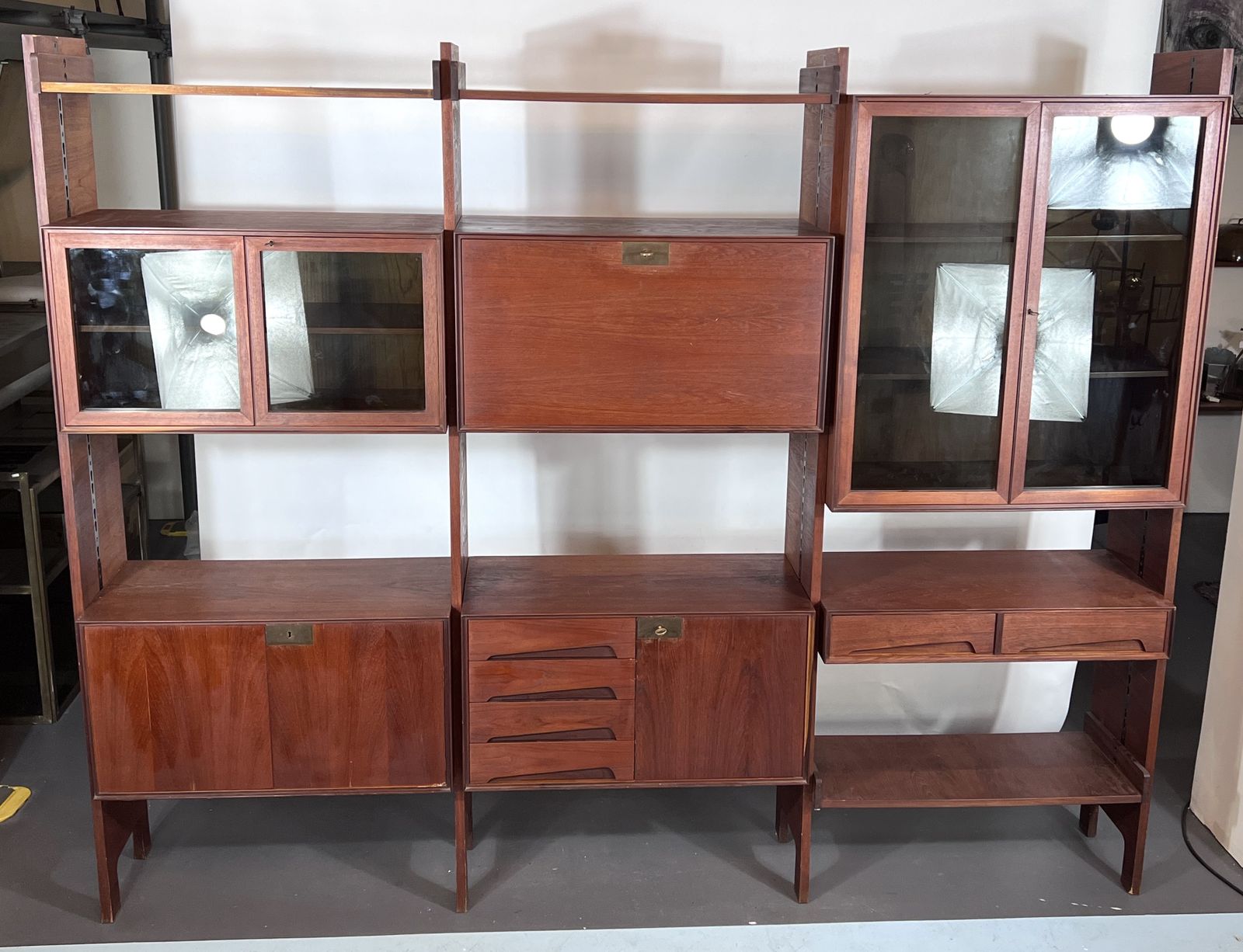 Mid Century Modular Bookcase By Edmondo Palutari For Dassi, Italy, 1950s photo vintage