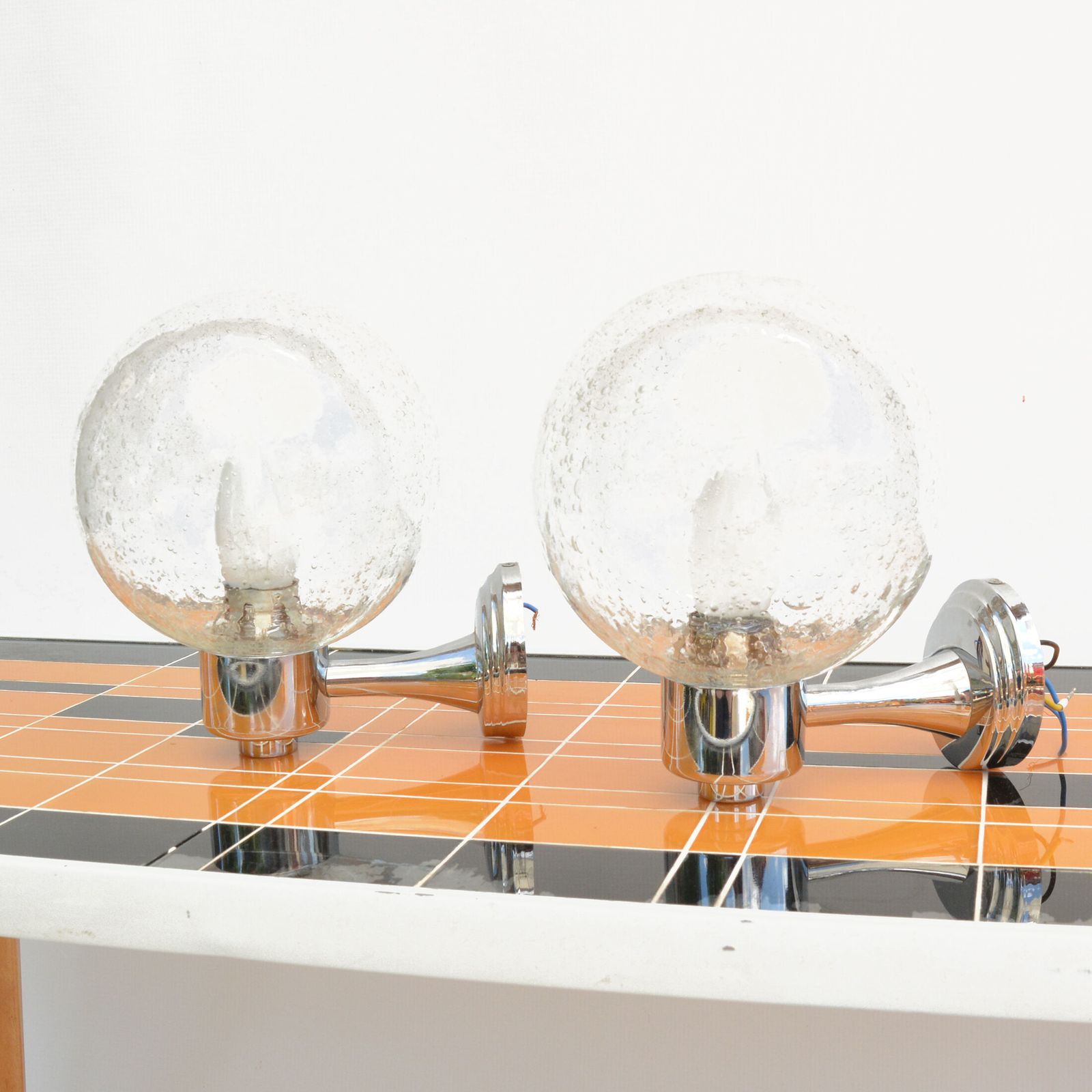photo vinterior 1980s Pair Of Wall Lamps, Karl Lenz, Germany