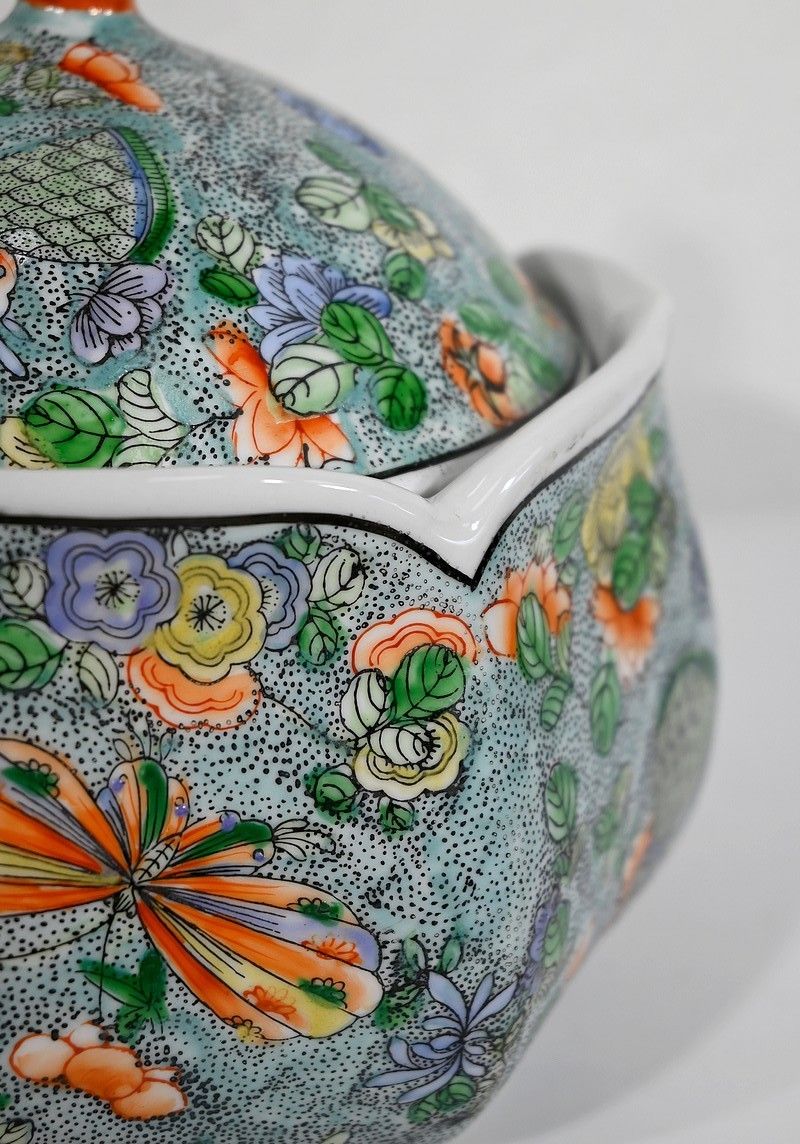 photo for sale Porcelain Bonbonniere Decorated With Butterflies, China   Early 20th Century