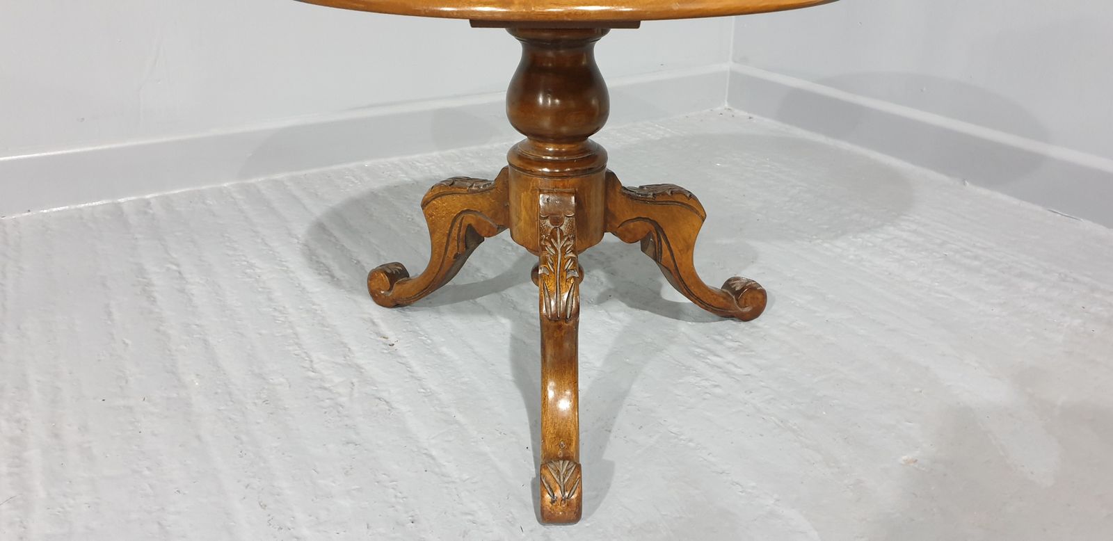 Lovely Walnut Coffee Lamp Table photo Furniture