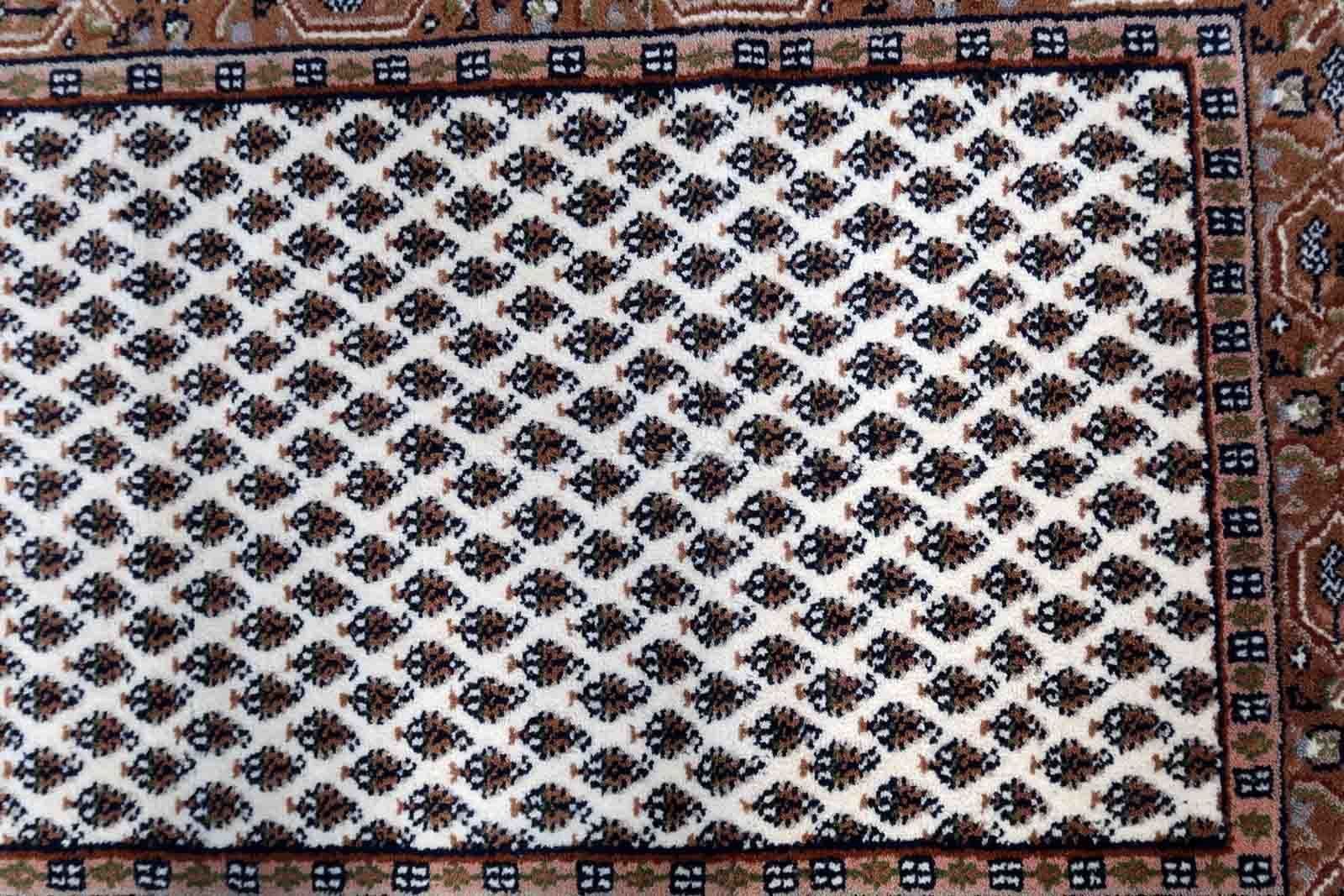 Handmade Vintage Indian Seraband Rug 2.4' X 4.5' (73cm X 140cm) 1970s photo 590.0