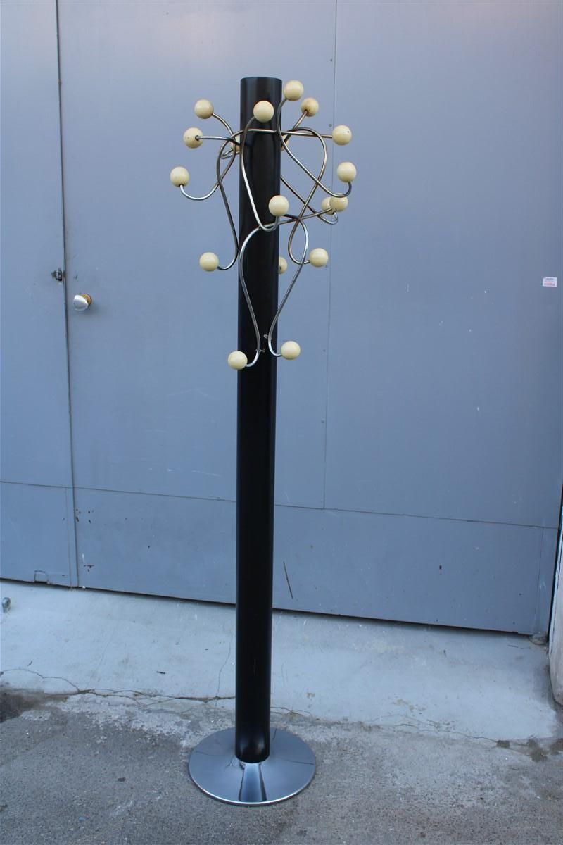 Black Metal And Steel Sculpture Clothes Hangers, Italy, 1970s photo vintage