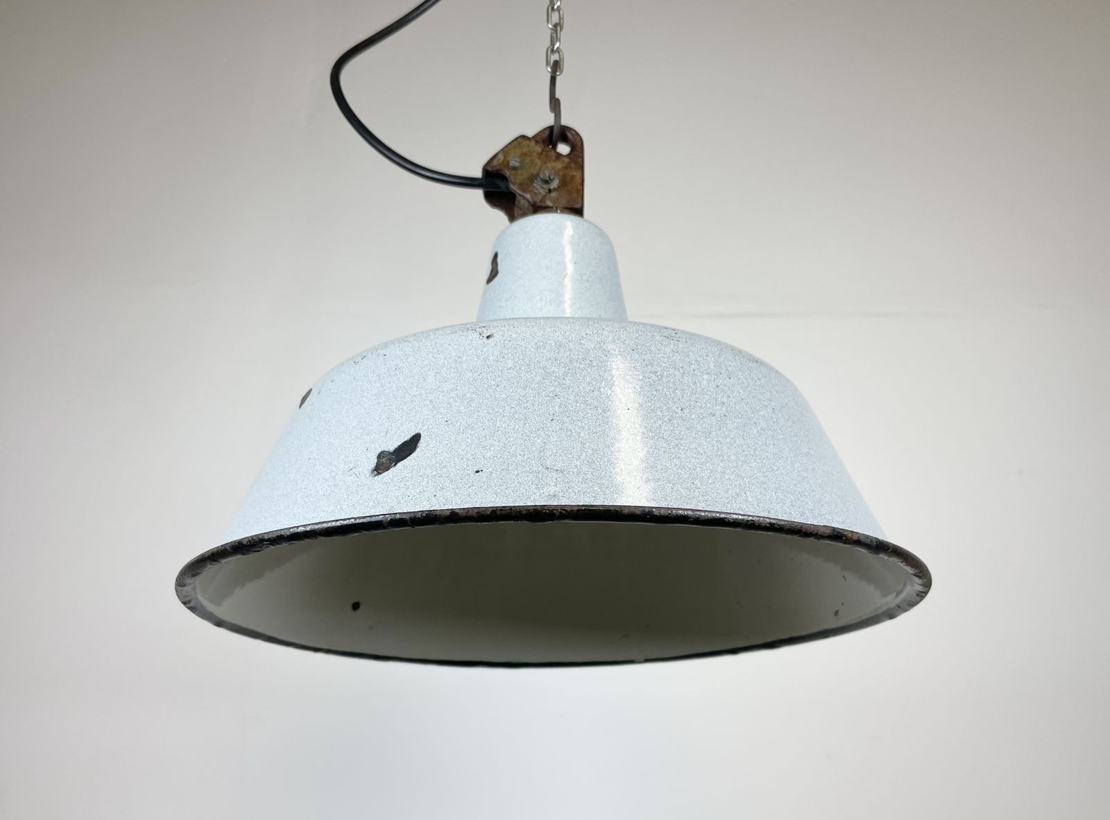 photo for sale Industrial Grey Enamel Factory Lamp With Cast Iron Top, 1960s  2x