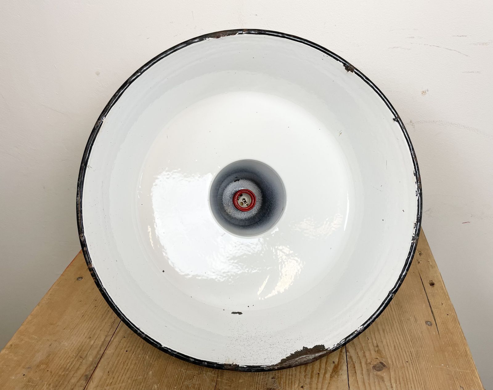 photo furniture Industrial Green Enamel Factory Pendant Lamp, 1960s, 2x