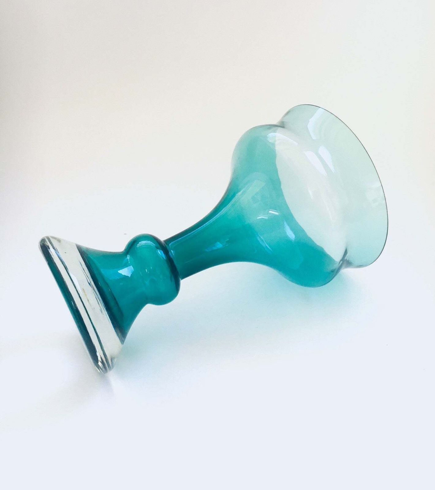 Midcentury Scandinavian Design Glass Trumpet Vase, Finland 1960's photo vinterior
