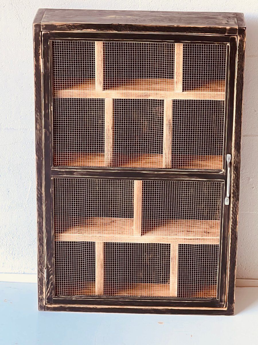 photo furniture Vintage Wandmeubel, Jaren 2000