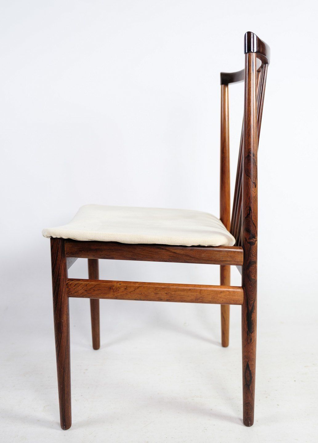 Set Of 4 Chairs In Rosewood By Henning Sørensen, 1968 photo vinterior