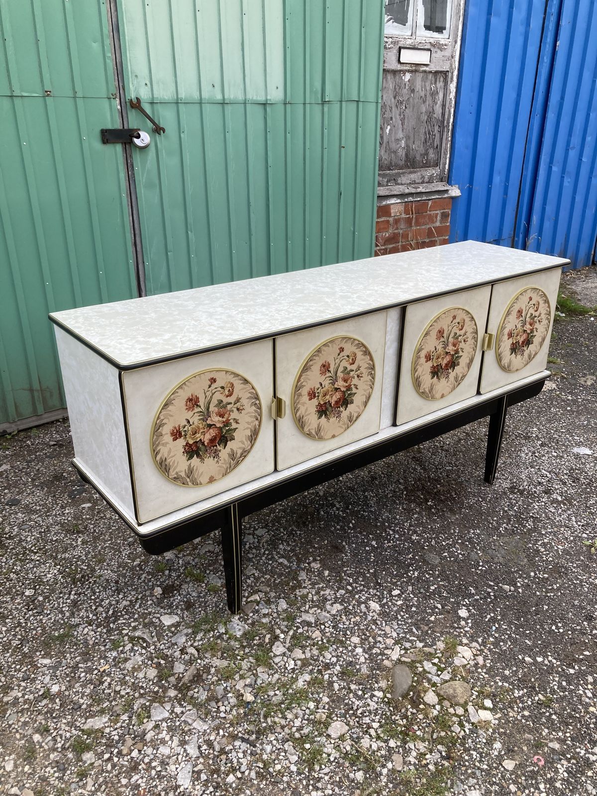 Italian 1950s Mid Century Sideboard By Umberto Mascagni Of Bologna