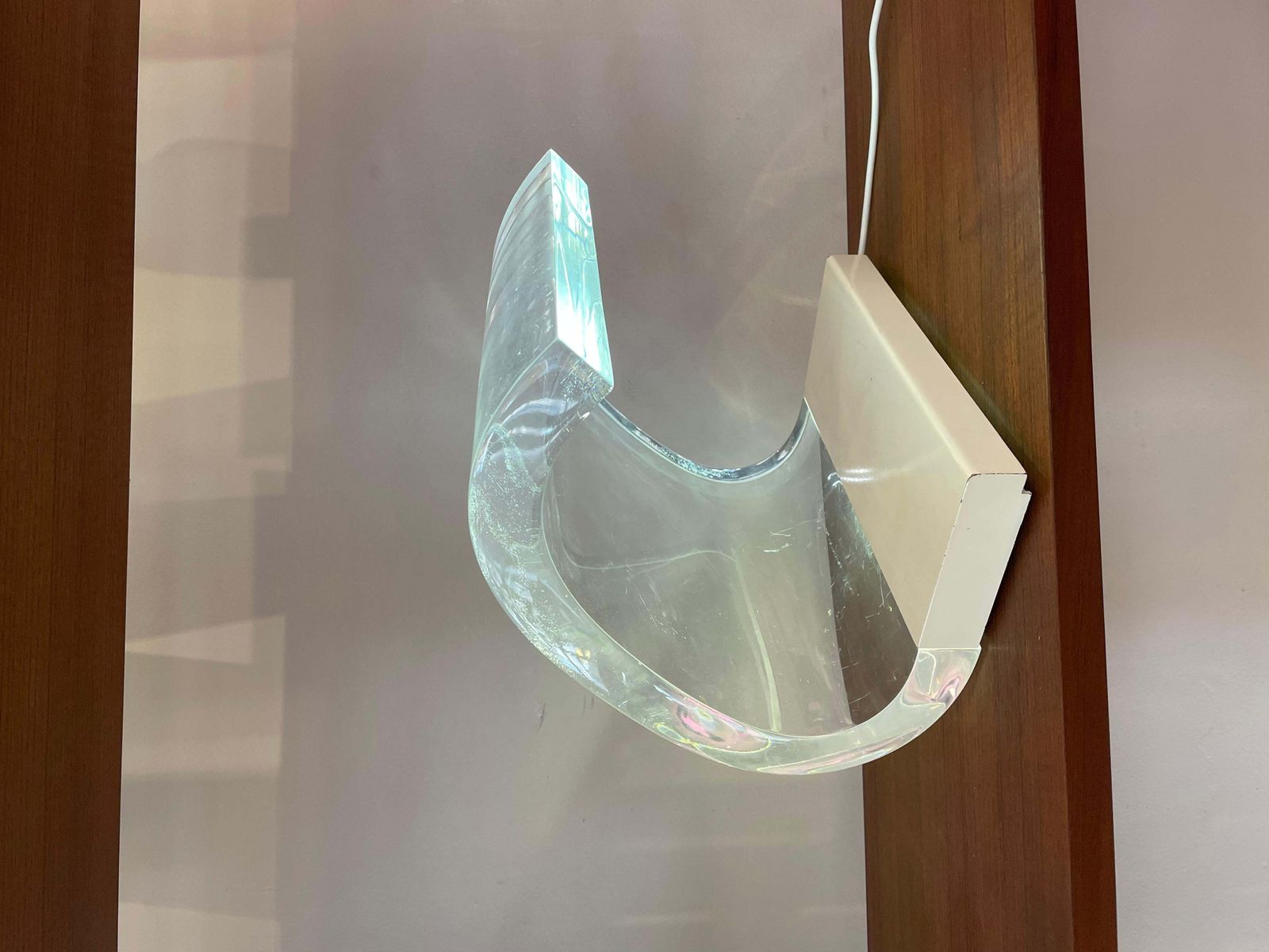Mid Century Plexiglass White Table Lamp Model ''Acrilica" By Joe Colombo, Italy photo 3951.0