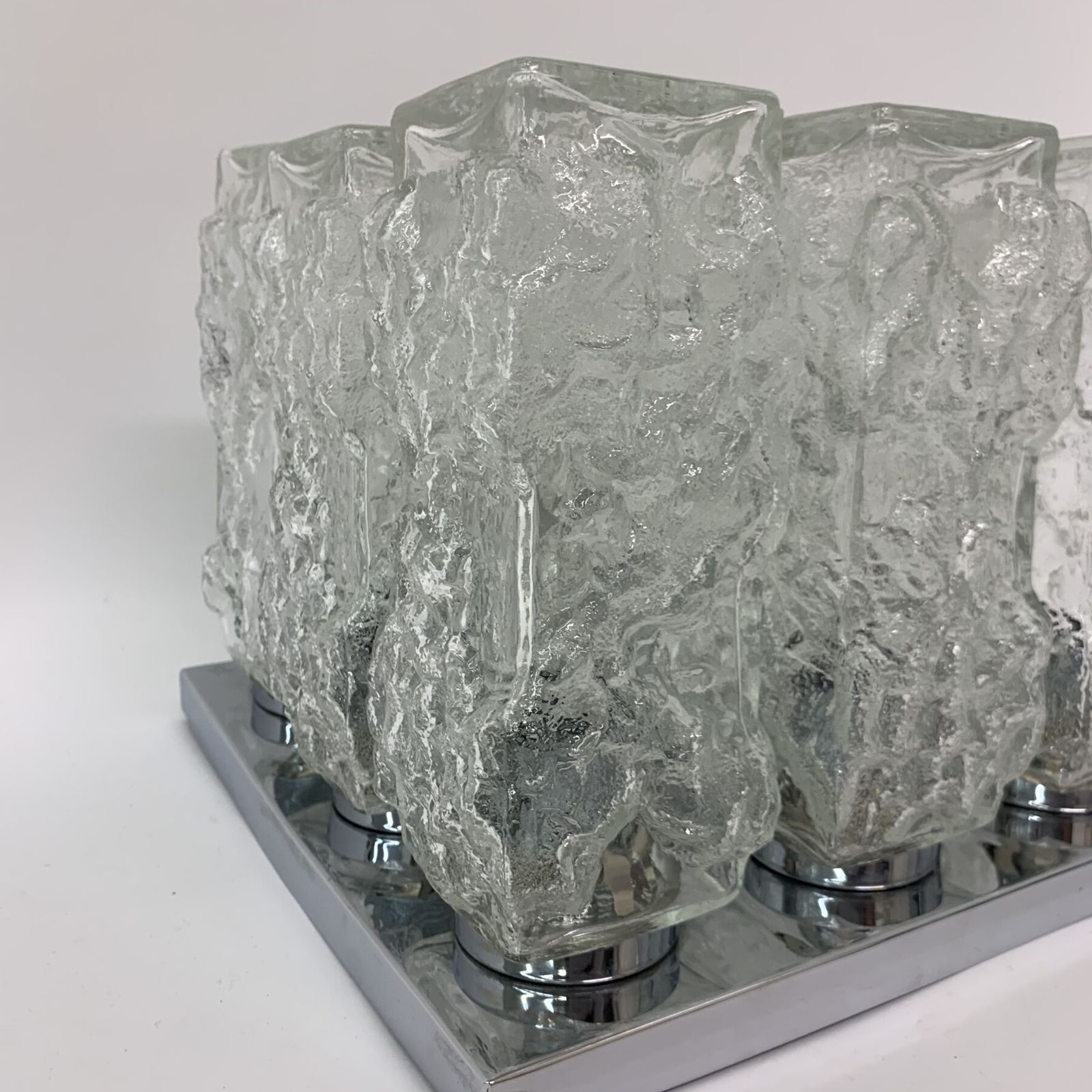 photo furniture Hillebrand Ice Glass Plafondlamp, Jaren 1970