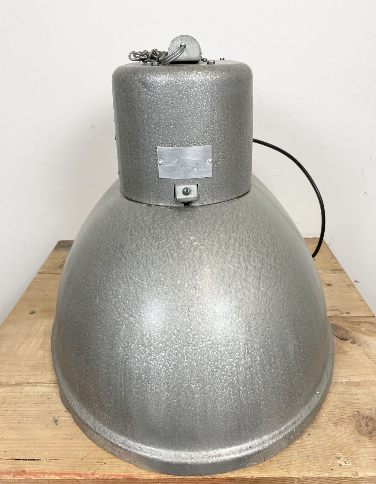 photo furniture Large Oval Industrial Polish Factory Pendant Lamp From Mesko, 1970s, 8x