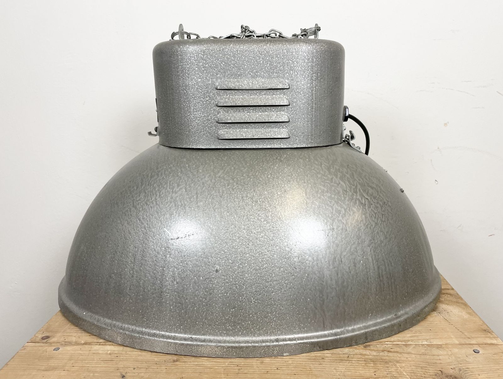 Lighting Large Oval Industrial Polish Factory Pendant Lamp From Mesko, 1970s, 8x photo