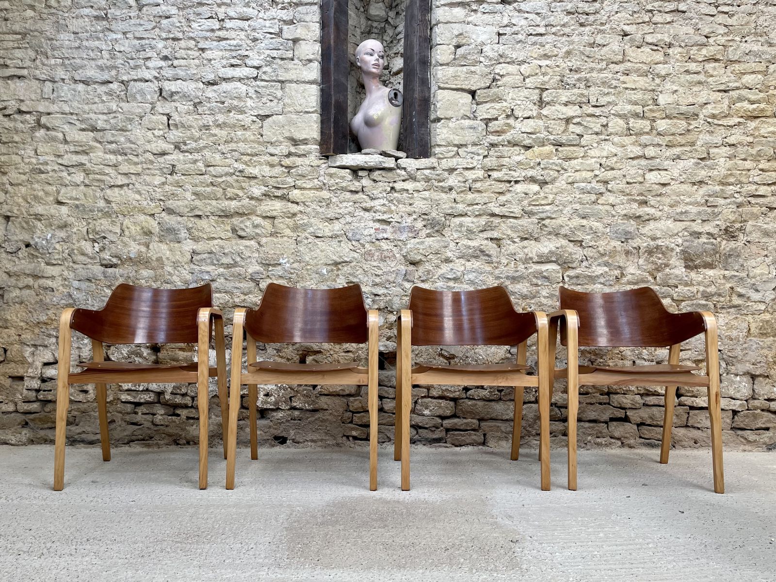 photo furniture Set Of Four Mid Century Modern Wood Dining Chairs. Set Of 4 Chairs Plywood And Beach  And Ply Wood Bentwood Chairs 1950s