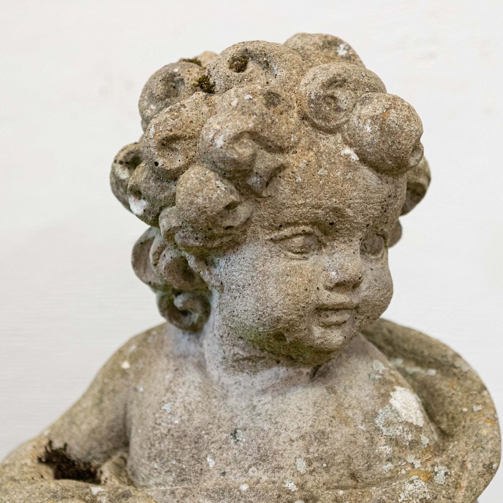 photo furniture Reclaimed Pair Of Carved Cherub Statues | Garden Putti