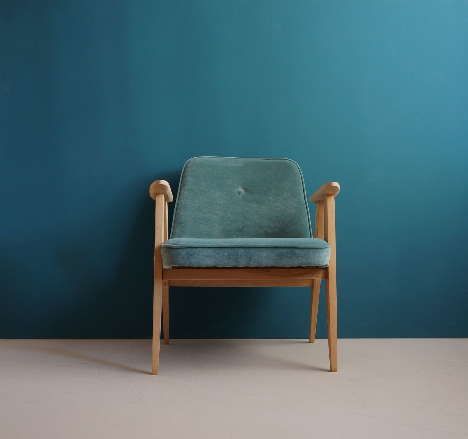 Vintage Armchair 366 Chierowski Form Mid Century, Blue, Restored photo furniture