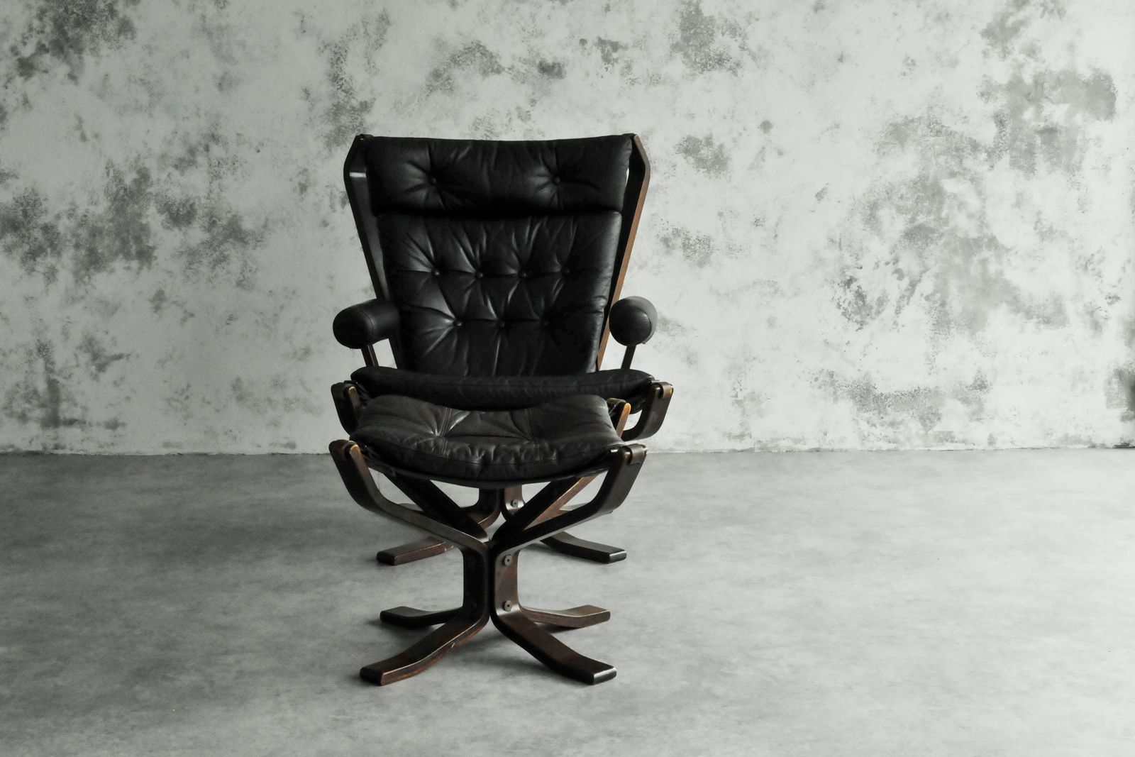 Superstar Armchair And Footstoo photo Furniture