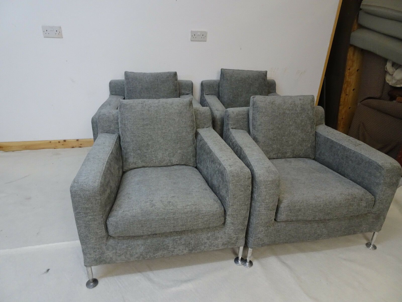 photo for sale Immaculate Bb Italia Harry Armchair In Grey Woven Fabric