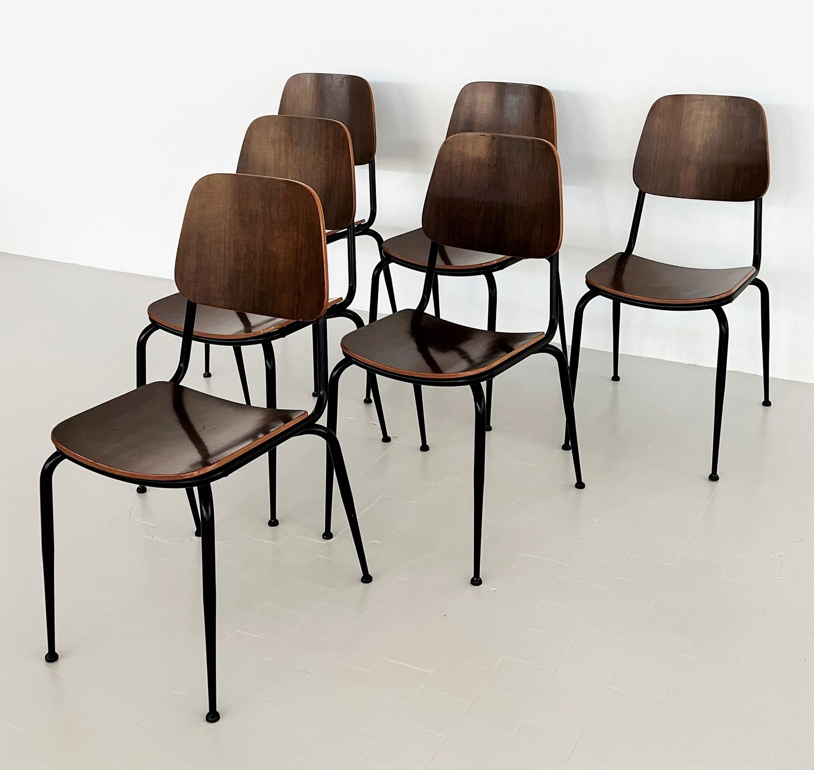 Italian Midcentury Plywood Nutwood Chairs By Velca Legnano, 1960s photo 2455.2