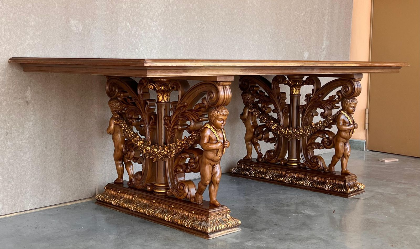 Table centrale ou table à manger française en chêne blanchi et marqueterie sculptée, début du XXe siècle photo vinterior