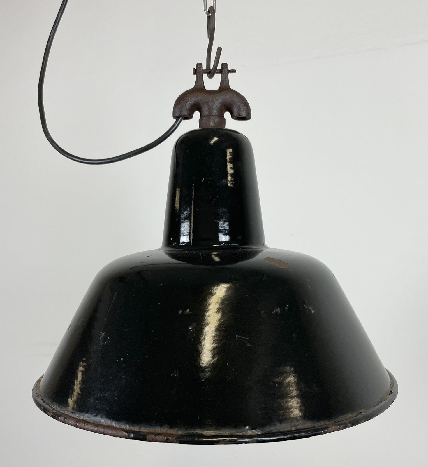 Industrial Black Enamel Factory Lamp With Cast Iron Top, 1950s photo buy