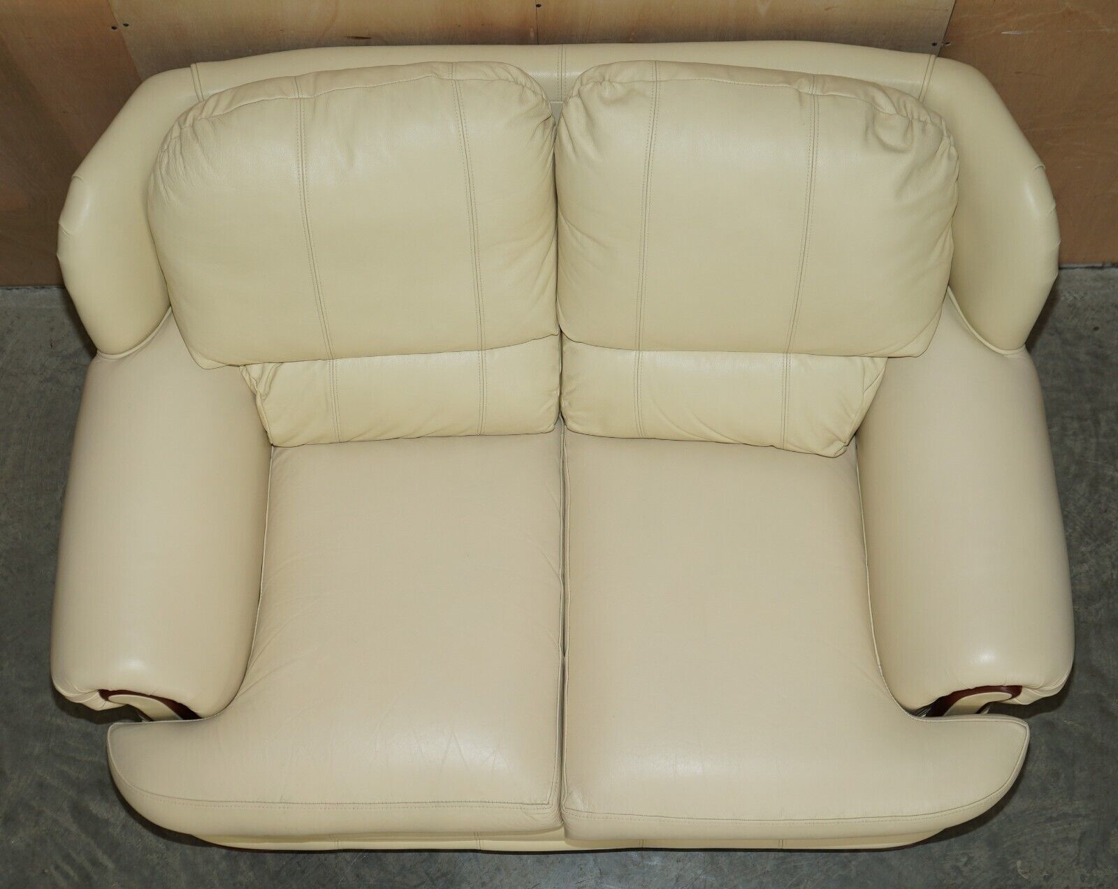 photo for sale Comfortable Pair Of English Two & Three Seater Thomas Lloyd Cream Leather Sofas
