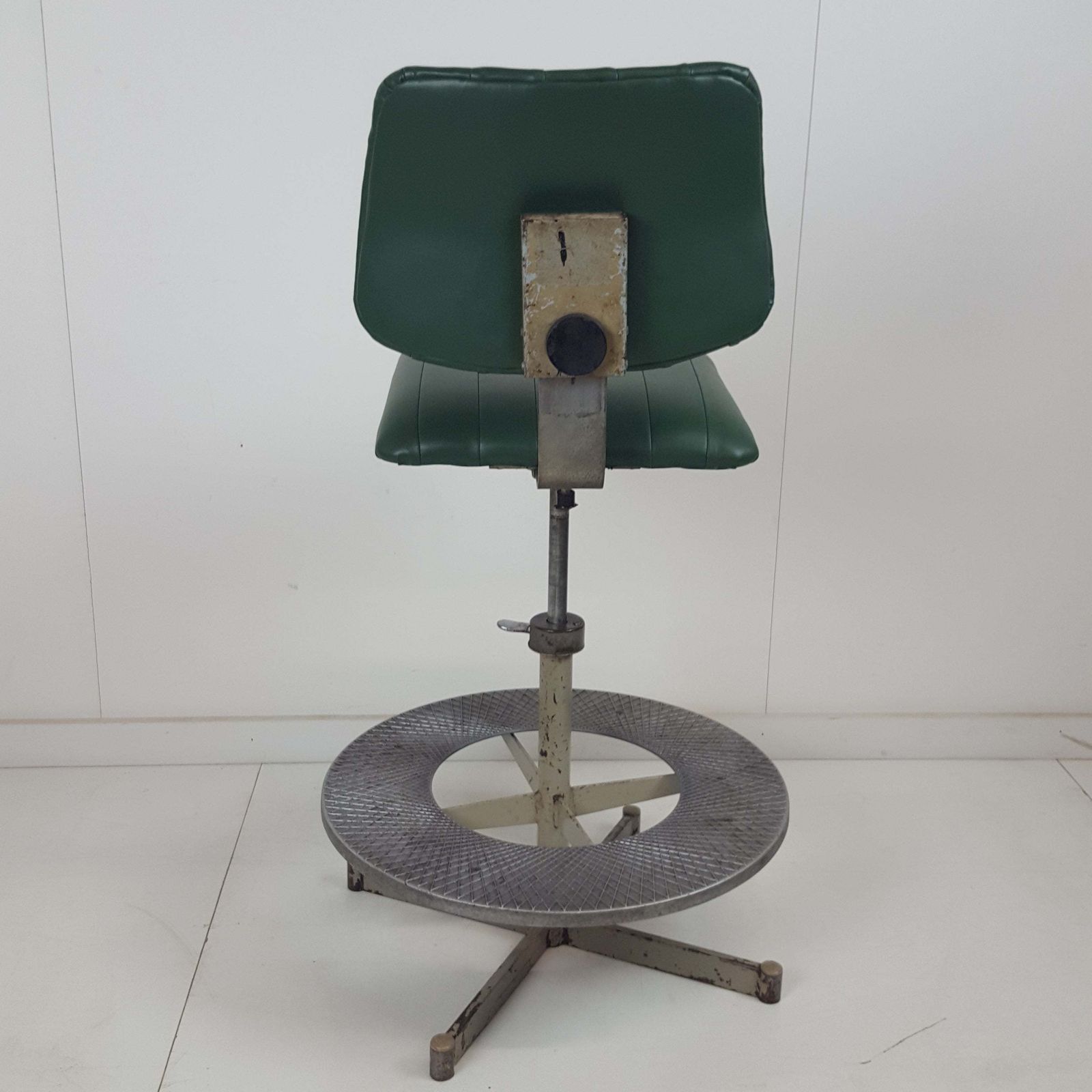 Vintage Swivel Machinist Chair In Green photo for sale
