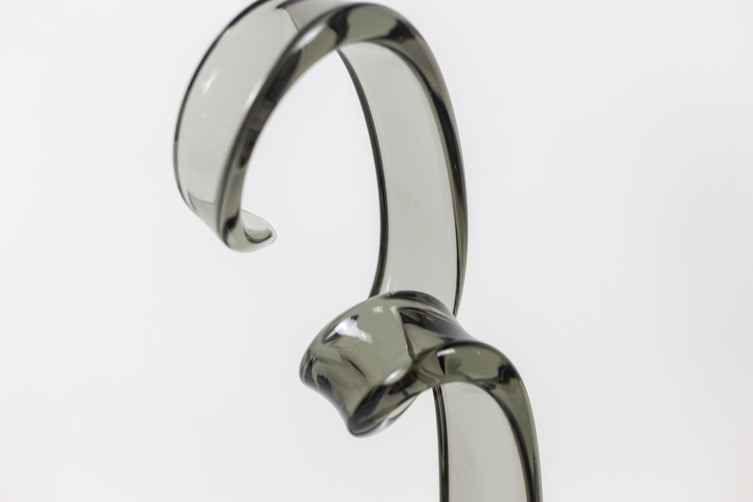 Alfredo Rossi, Volute Sculpture In Smoked Glass, 1970s photo Home Decor