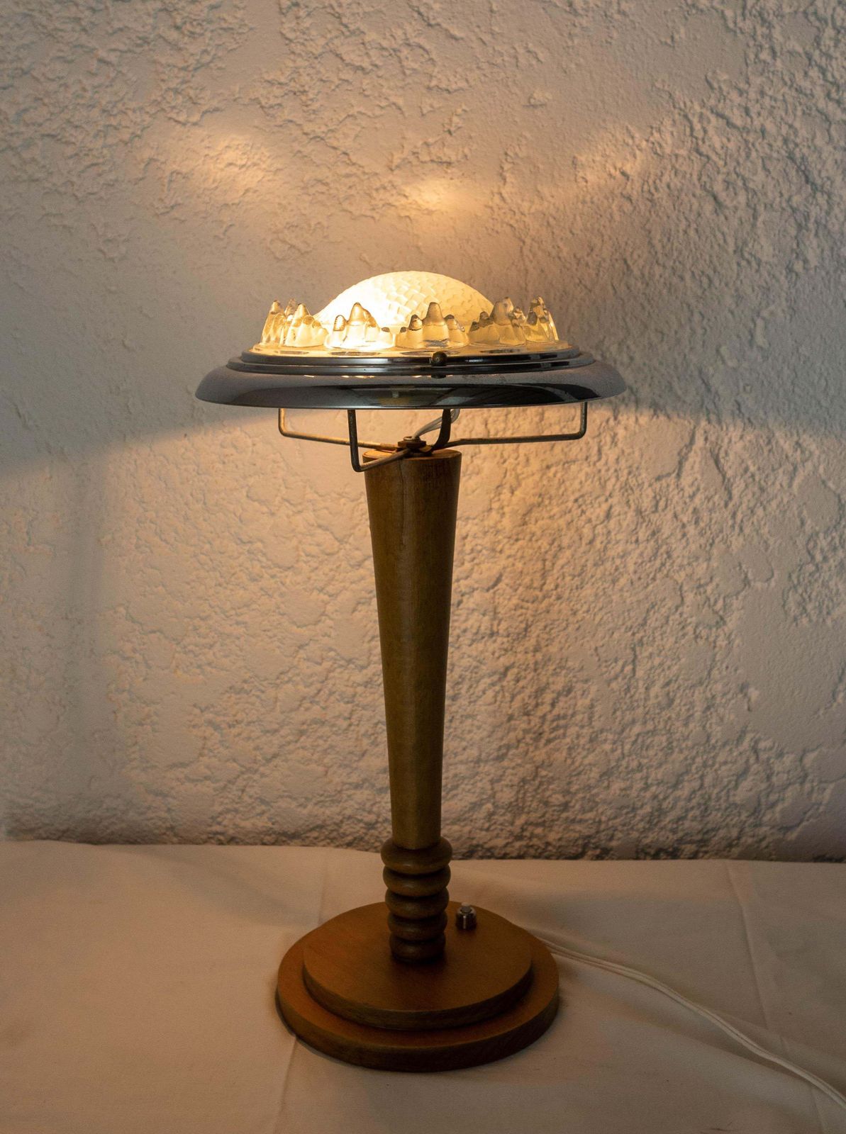Lampe de table Art déco dans le style Ezan, en hêtre, chrome et verre, vers 1930 photo 694.45