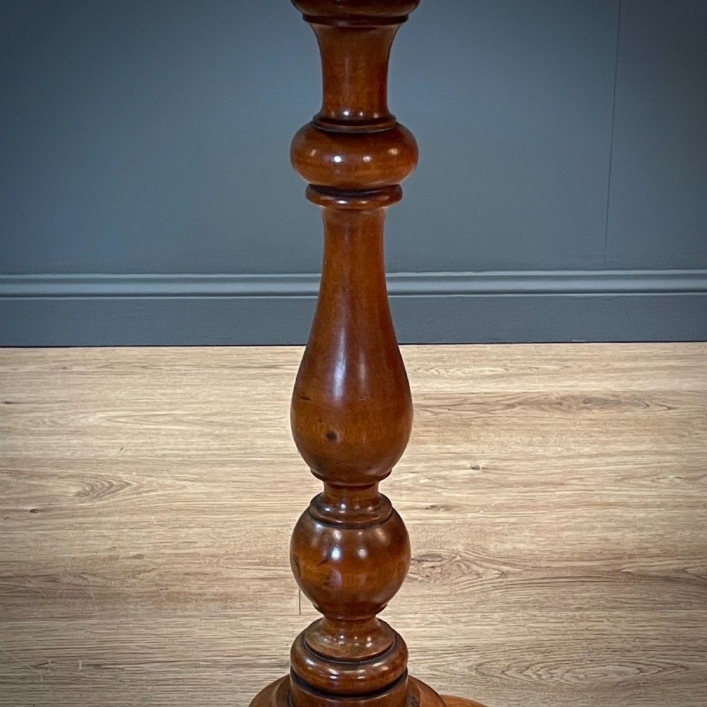 Attractive Antique Victorian Small Satin Birch Pedestal Circular Occasional Table photo Furniture