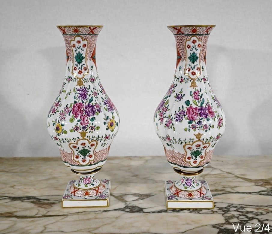 Pair Of Vases From The Samson Manufacture, 19th Century photo vintage