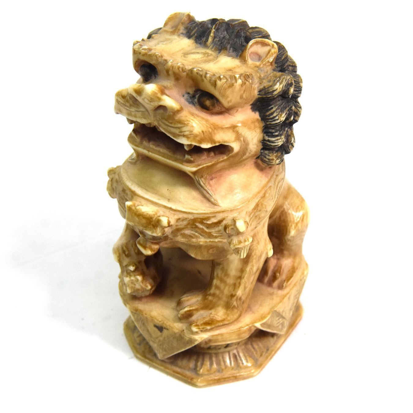 Fô Dog In Carved Ivory, 19th Century photo vintage