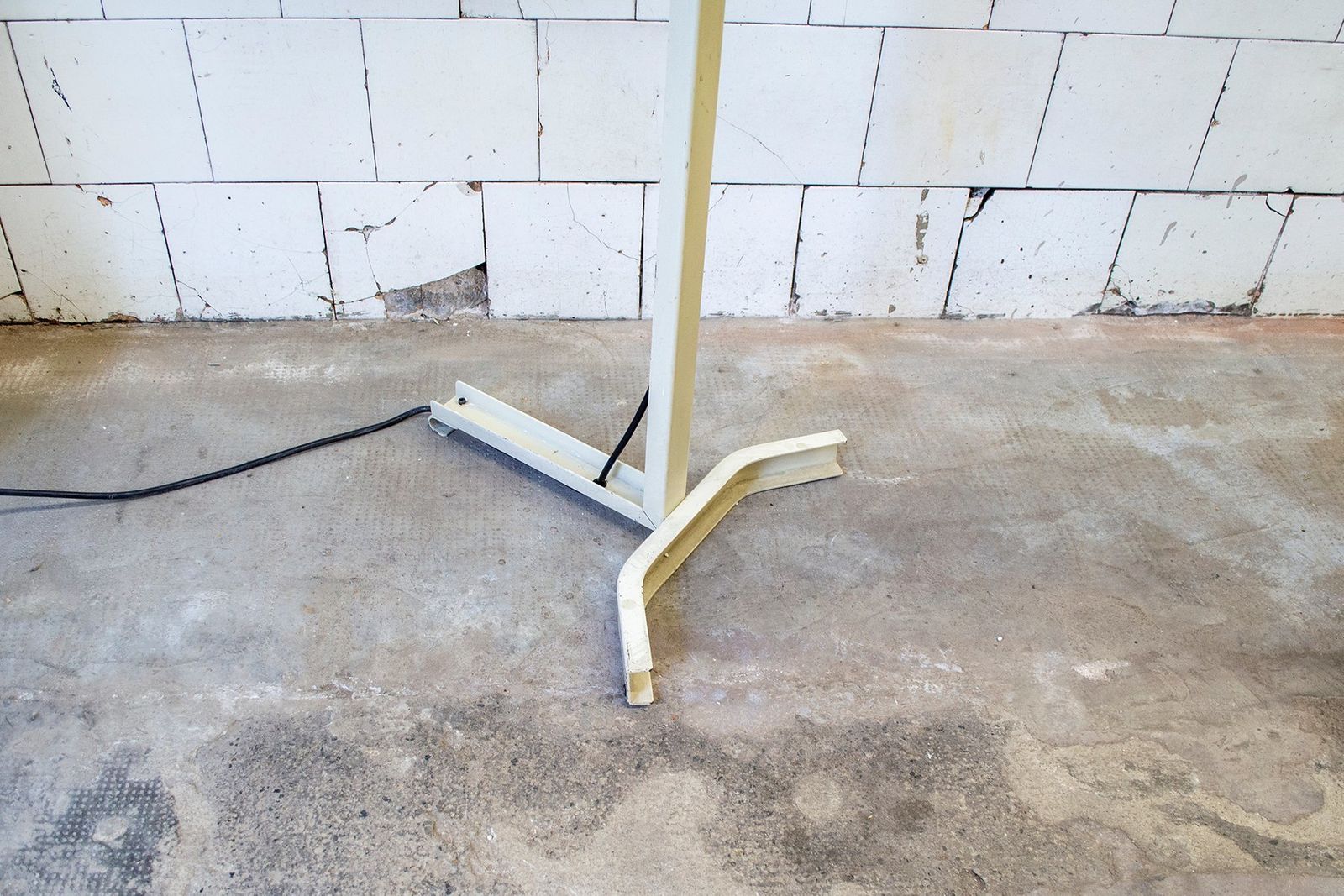 photo furniture Italian Sirio T Floor Lamp By Kazuhide Takahama For Sirrah