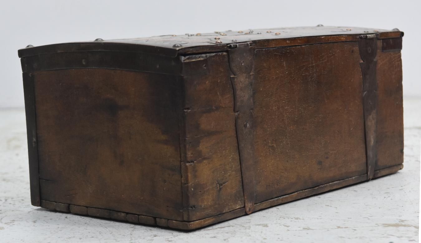 18th Century Carriage Chest, 18th Century And Earlier photo furniture