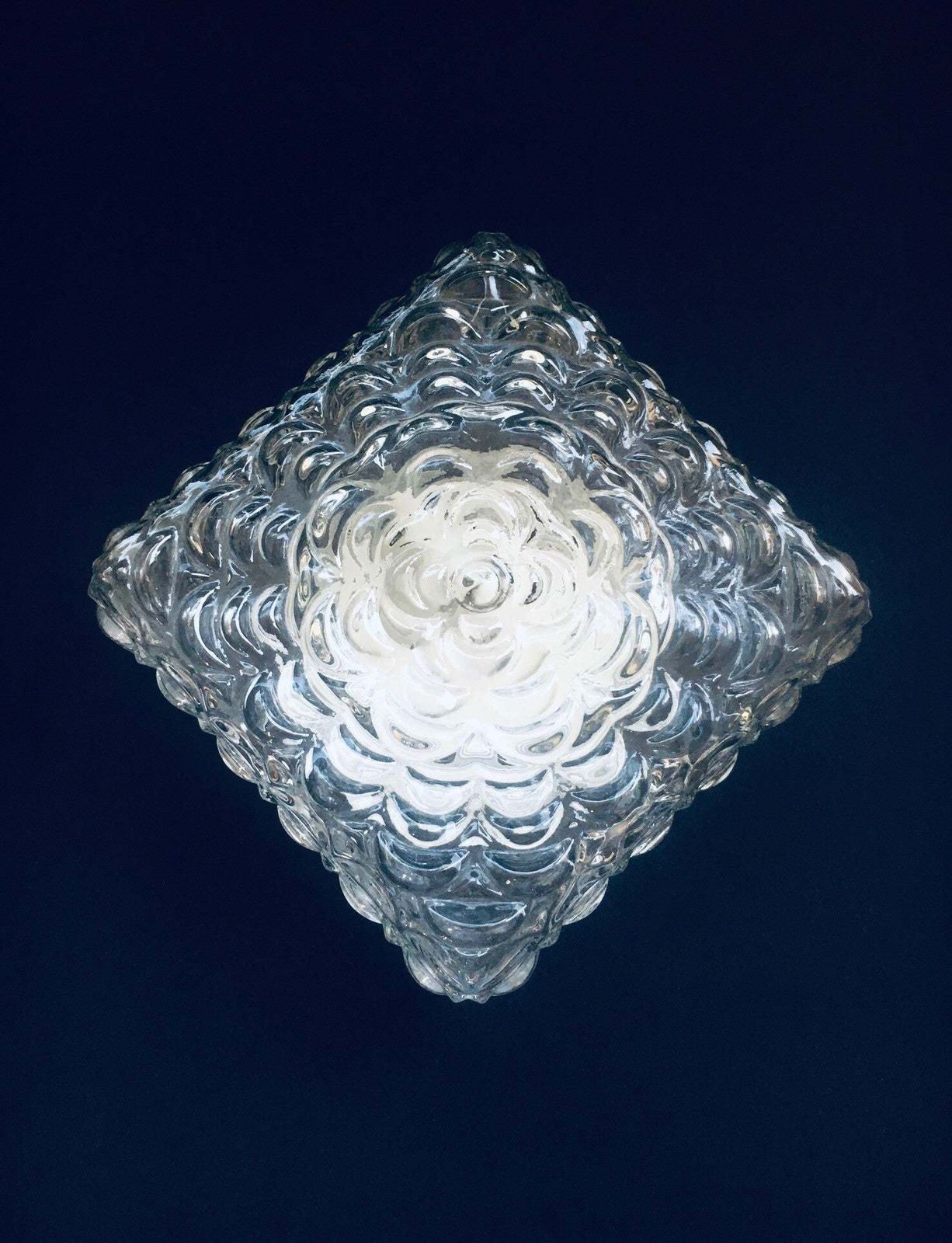 Mid Century Modern Vierkante 'Flower' Glazen Wandlamp, Jaren 1970 photo buy