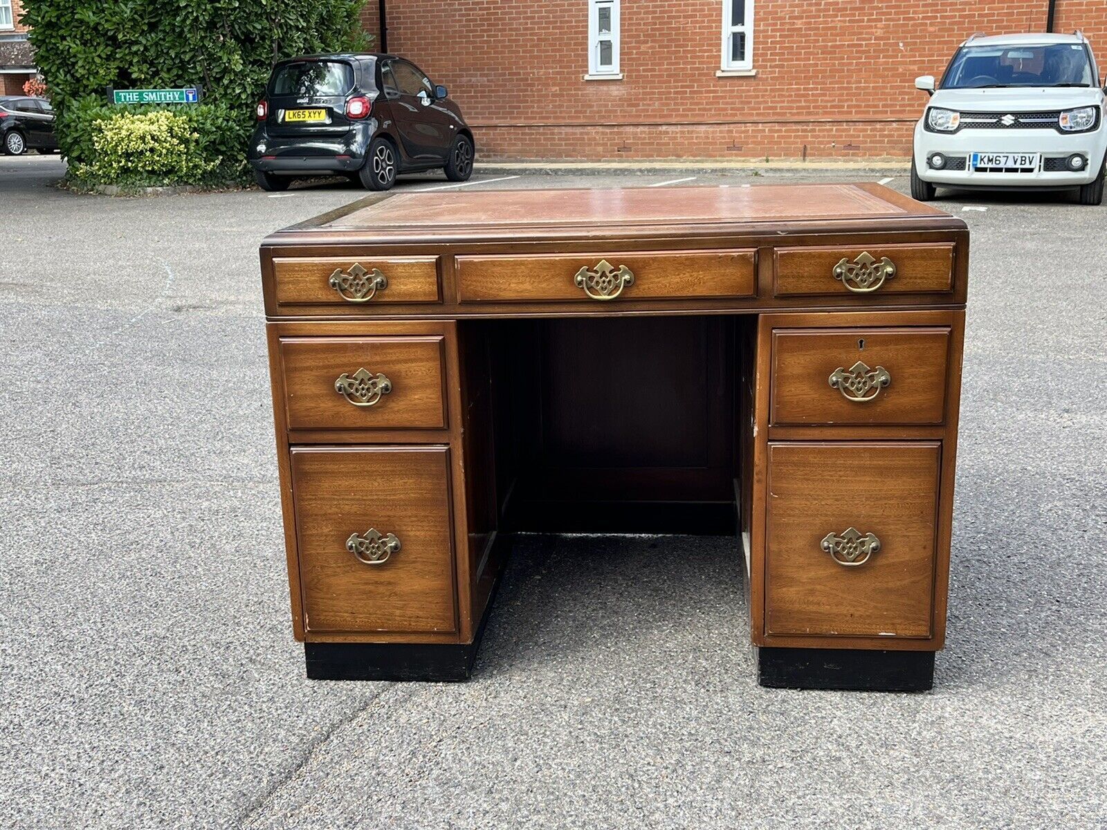Mahogany Desk, Brass Handles, Panelled Sides & Rear. photo 895.0